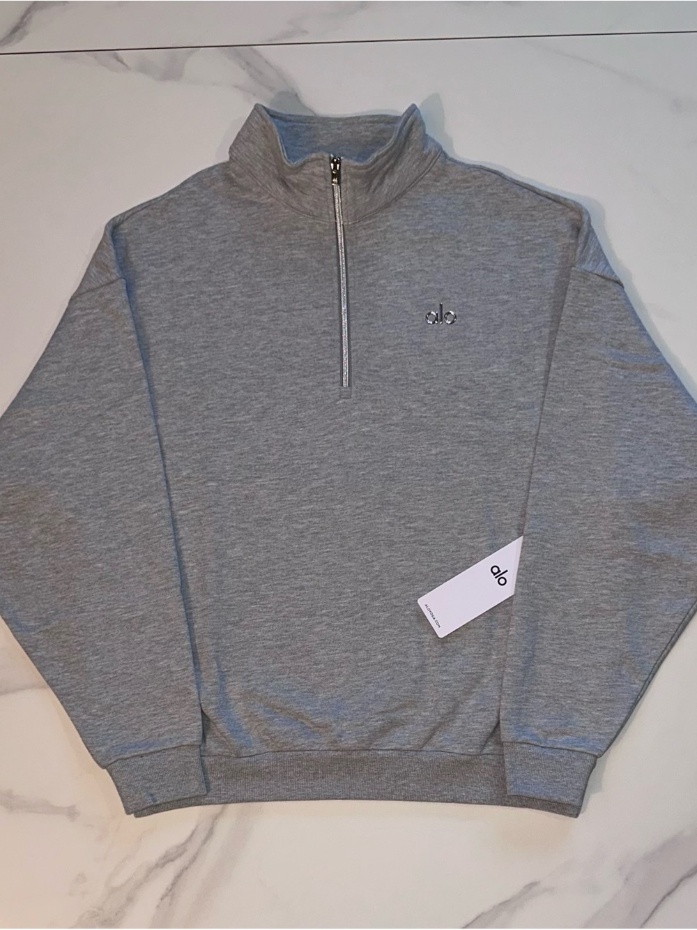 Alo Yoga Accolade 1/4 Zip Pullover Sweatshirt Athletic Heather Grey Size Medium